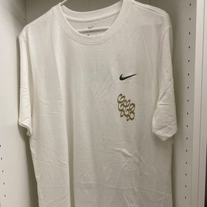 clb nike tee